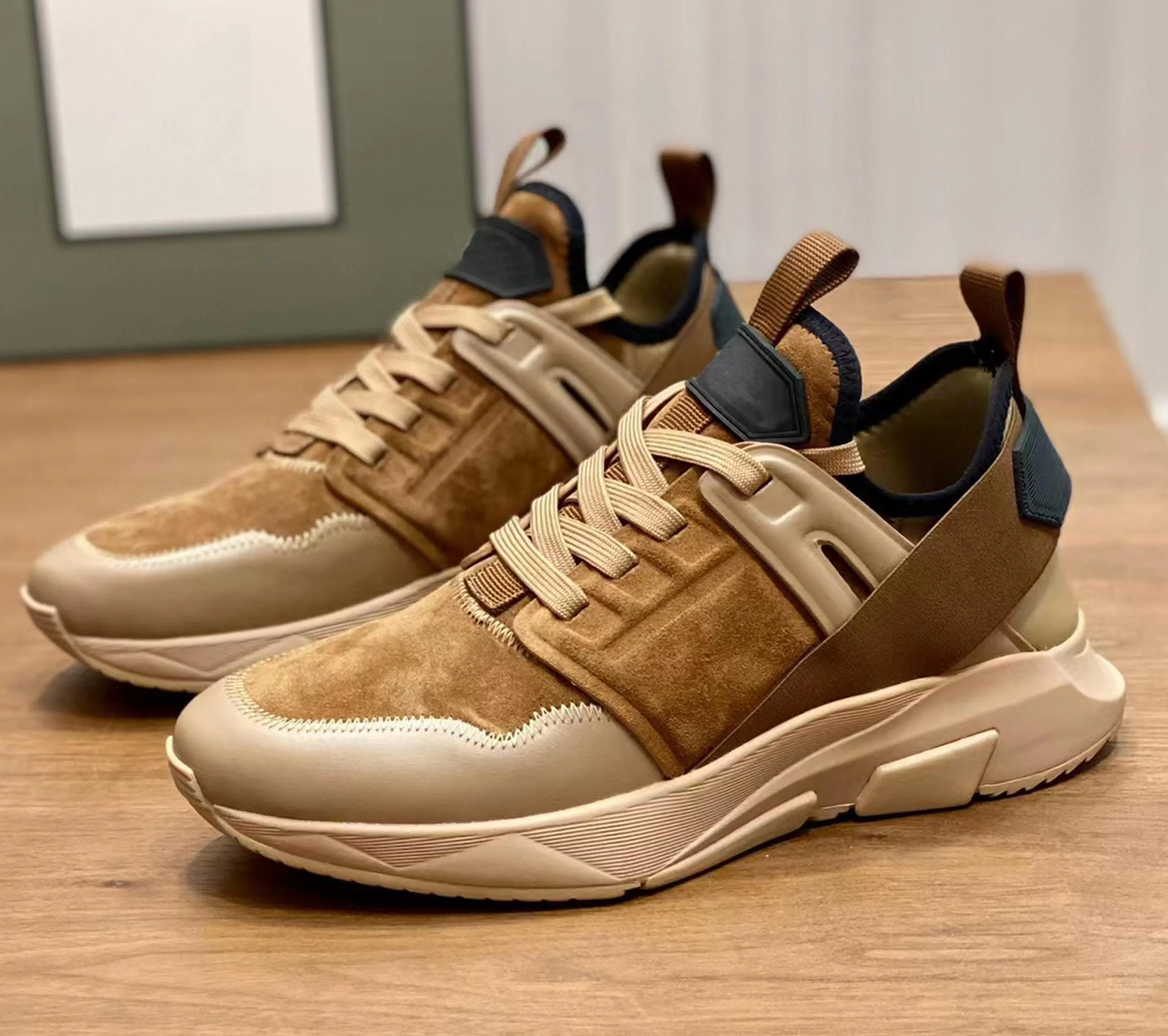 Channel Shoes men Highest quality Sneakers Running chaussures de designer ECO FRIENDLY JAMES SNEAKER FORD TOM sports Christmas Casual A1