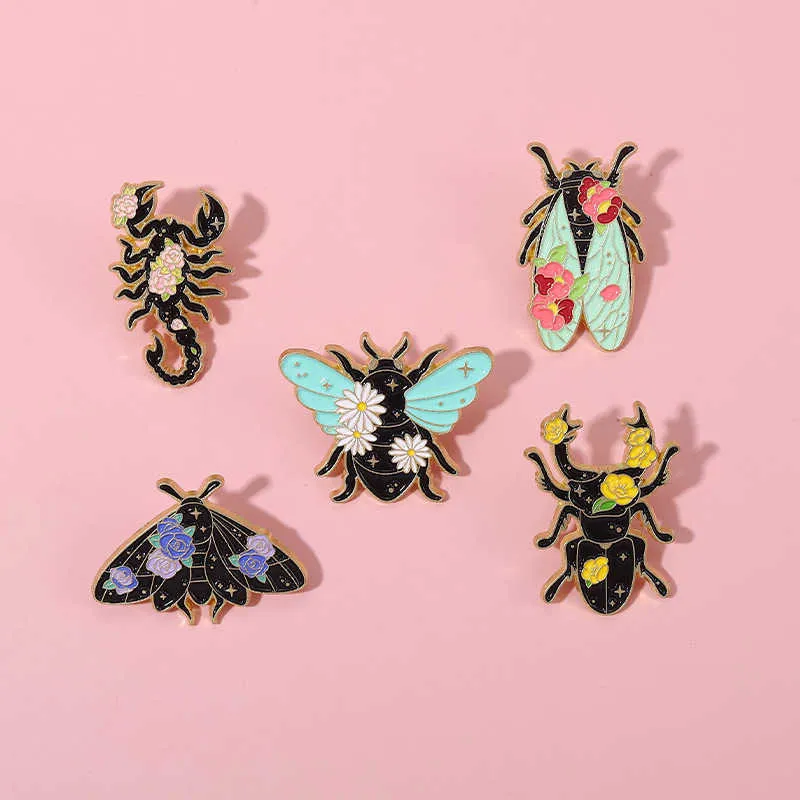 Nuevo broche creativo de aleación de insectos y animales, mariposa, animal, escorpión, bolsa de ropa, accesorios, insignia, pin