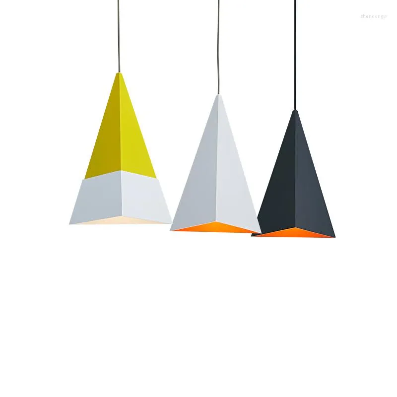 Pendant Lamps Modern Triangle Single Head Metal Hanging Lamp E27 European Creative Home Decoration Restaurant Bar Cafe Lighting PL543