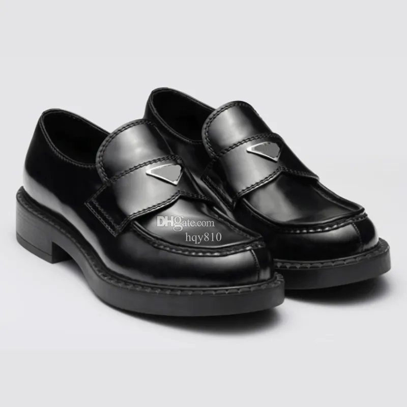 Sapatos de vestido masculino Cocos de couro escovados Tamanho de couro genuíno 38-46 Modelo RL426