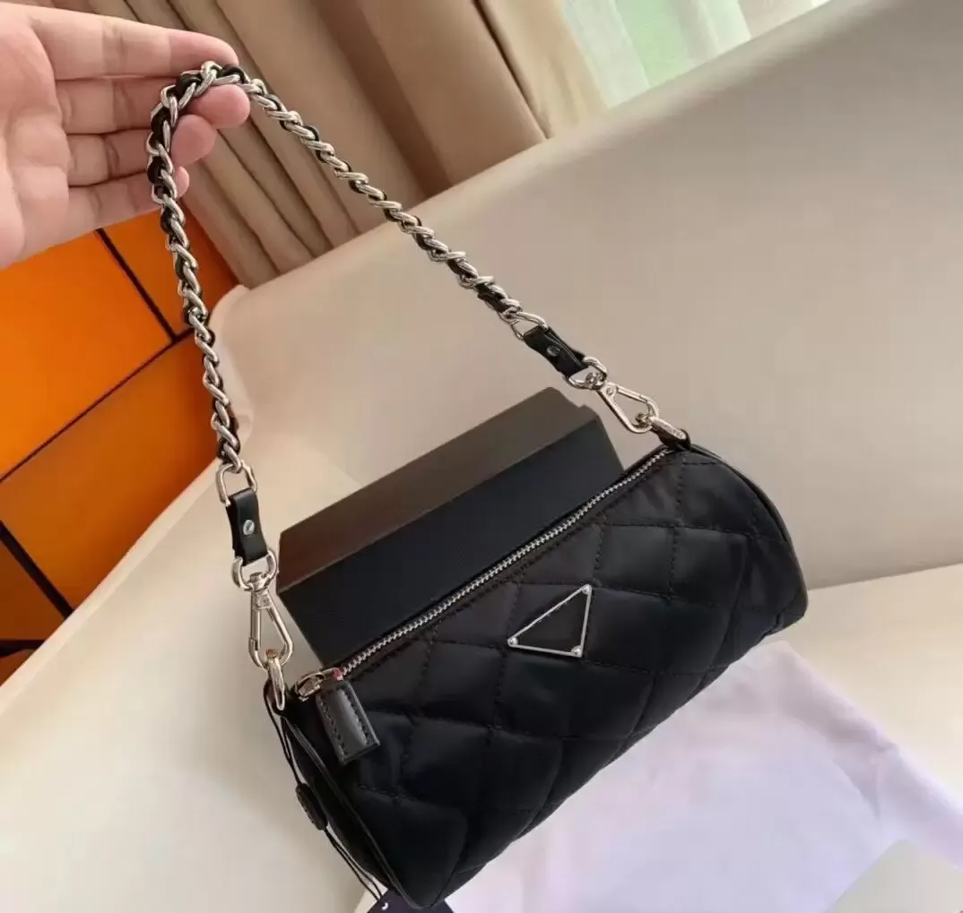 2021 new style women Nylon Chains Diamond Lattice hobo bag Shoulder Evening bags Baguette under the arm no box