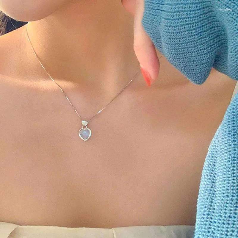 Pendant Necklaces Korean Fashion Jewelry For Women Moonstone Love Necklace Female Clavicle Chains Vintage Collares 2022