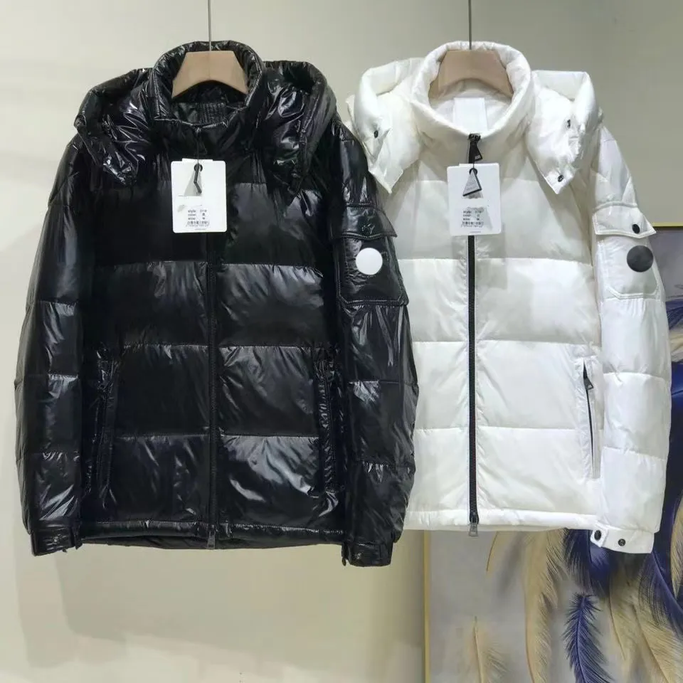 DHgate.com:Men's Down Parkas Monclairer Embroidery