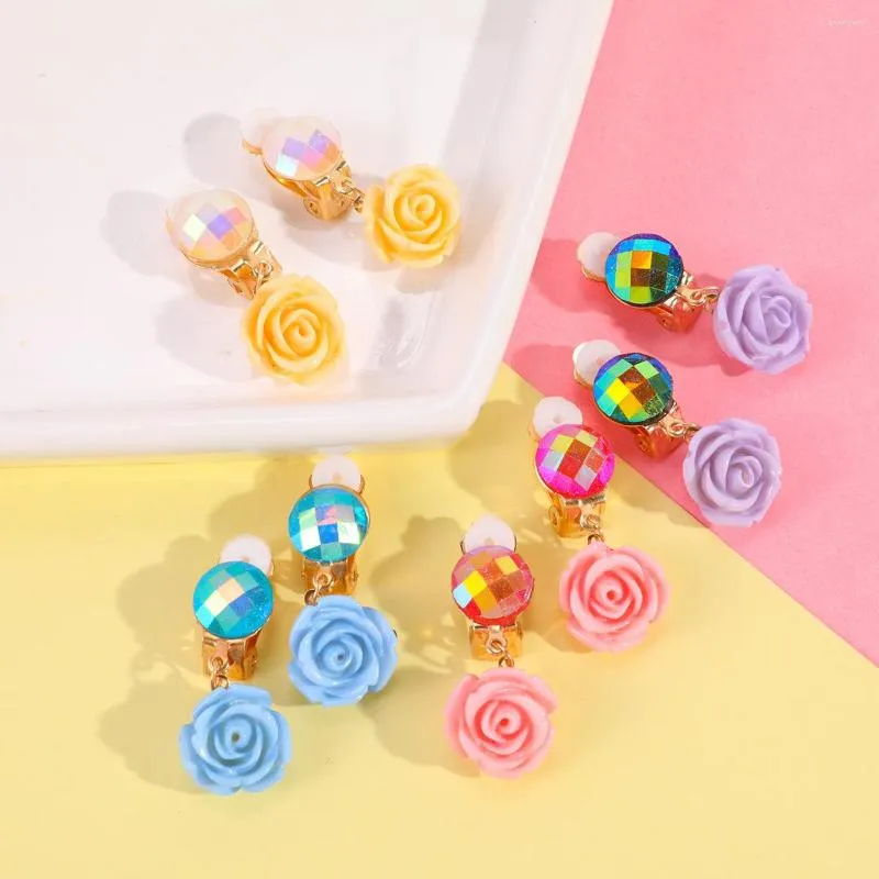 Boucles d'oreilles dos enfants mignon couleur Pure Rose pince d'oreille pour filles pas de résine percée fleur Rose boucle d'oreille enfants bébé bijoux cadeau princesse