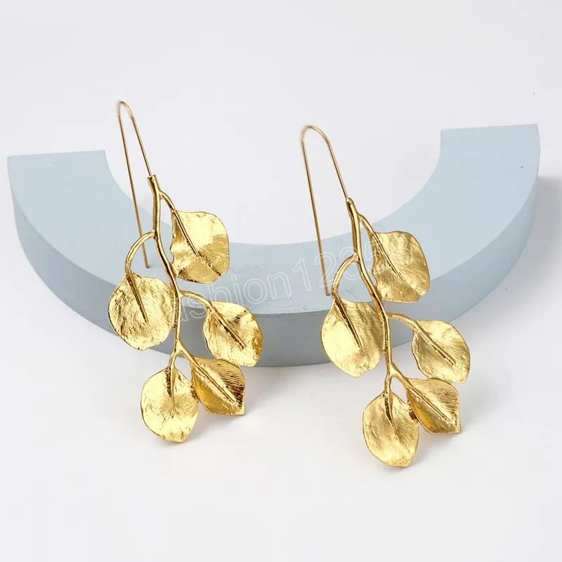 Boucles d'oreilles classiques en métal avec feuille, pendantes géométriques en or, accessoires de bijoux pour femmes, cadeau à la mode