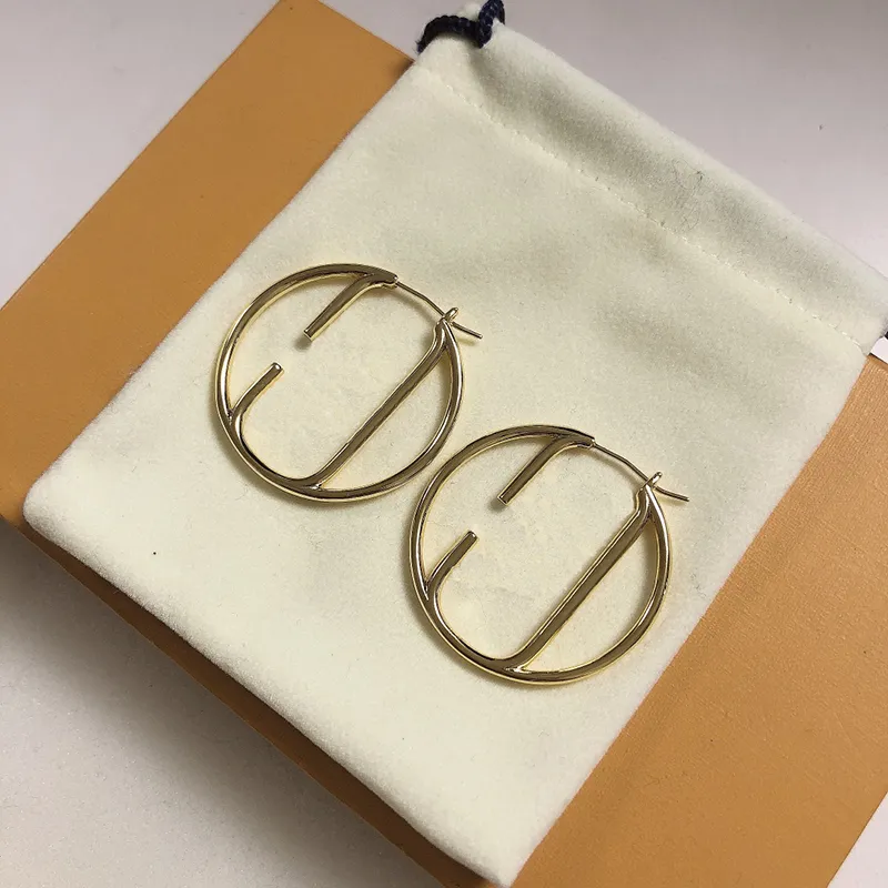 Designer Fashion Hoop örhängen Stylish Womens Circle Simple Earring Explosive Trend All Match Earrings Vintage Premium Earring D22102105JX