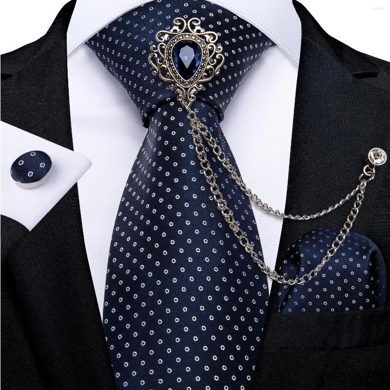 Bow Ties Business Blue White Dot Men's Luxury Brosch Chain näsduk manschettknappar gåva för män 8 cm silke formell slips set dibangu