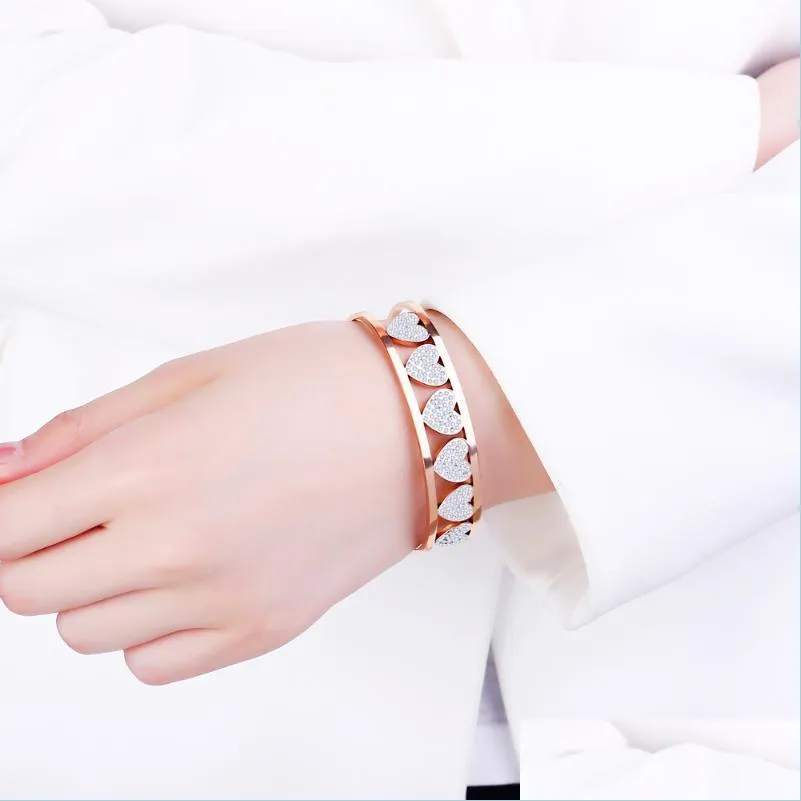 Bangle Bangle Trendy Love Heart For Woman Colorf Crystal rostfritt st￥l armband armband br￶llop smycken fest g￥vor sl￤pp leverans dhxbk