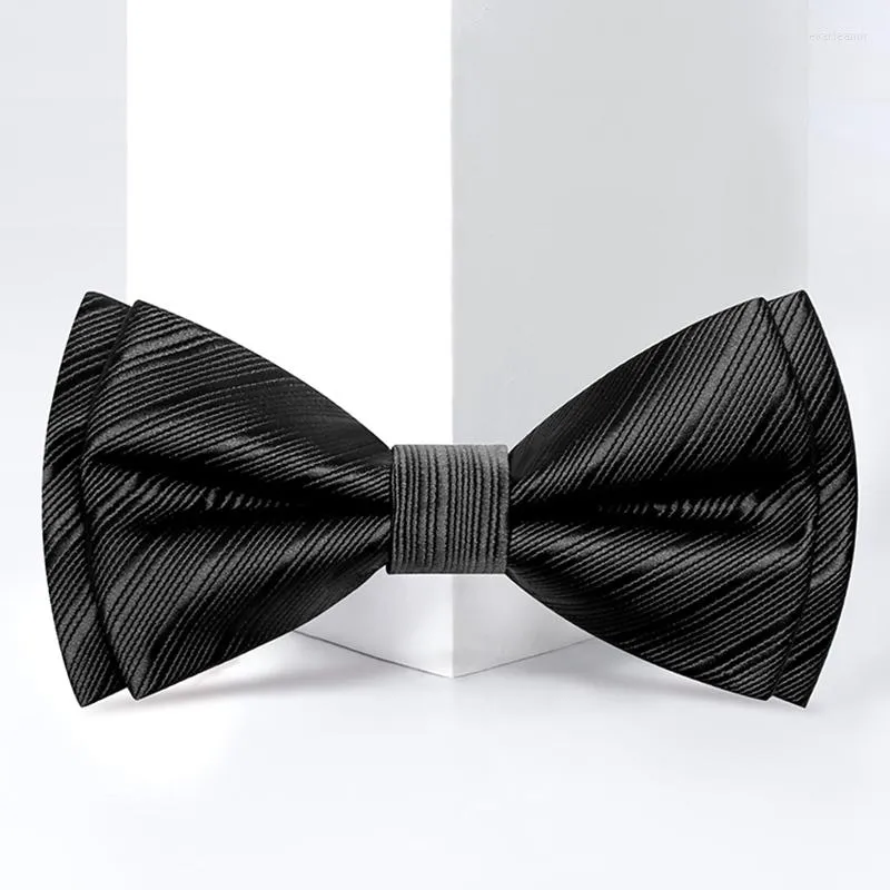 Bow Ties 2022 Marka projektantka Najwyższa jakość czarna bowtie dla mężczyzn pana młodego przyjęcie motylowy Poly -Silk Silk dwuwarstwowy pudełko prezentowe