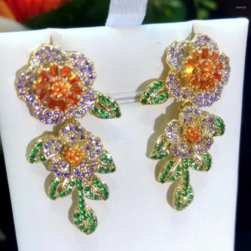 Brincos dangle Kellybola Flor de luxo para mulheres Jóias de noiva Dubai Boucle D'Oreille Femme Gift