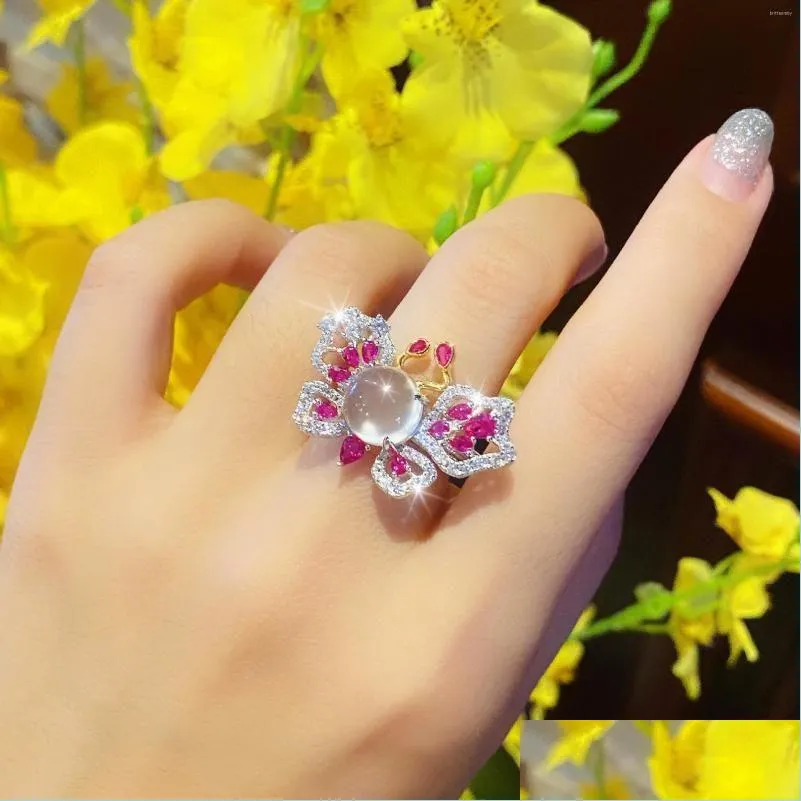 Bröllopsringar Bröllopsringar Fashion Crystal Butterfly Personlighet Ring Women Luxury Jewelry Stage Show Accessories Gift Justerbar S DH90P