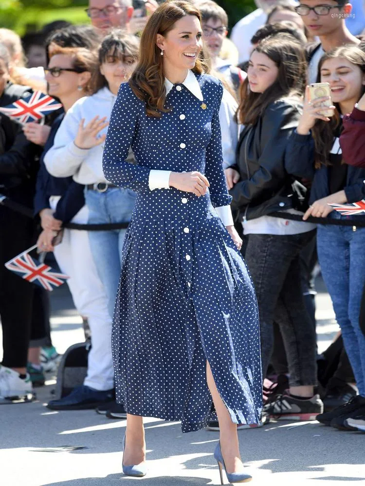 Günlük Elbiseler Prenses Kate Moda İlkbahar Sonbahar Kadınlar Yüksek Kaliteli Retro Zarif Uzun Kollu Nokta Parti Ofis Gömlek Midi Elbise