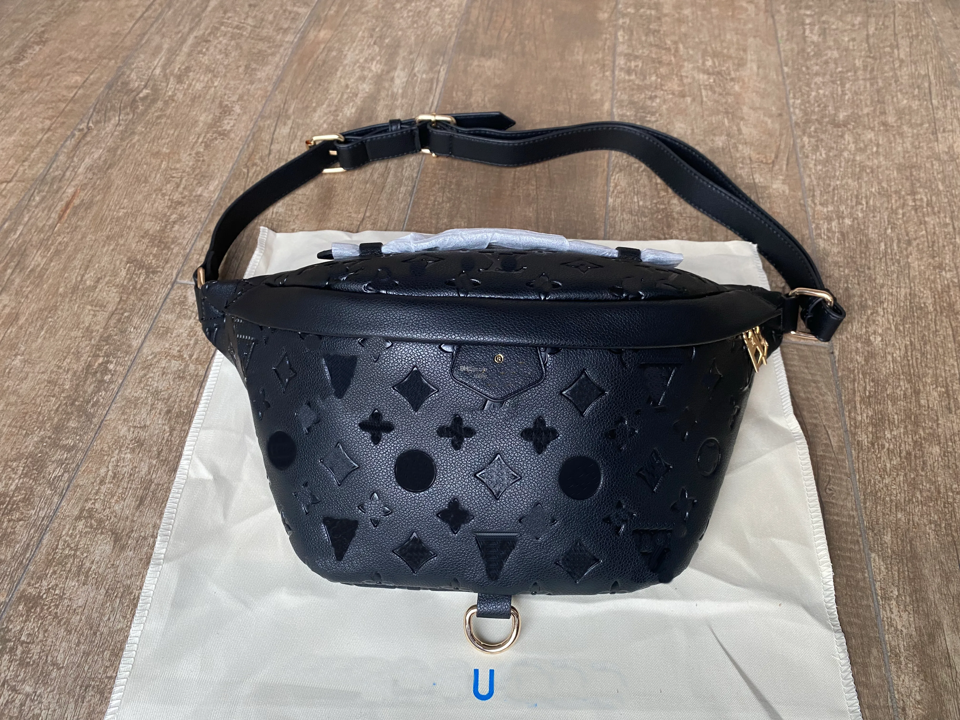 Bolsas de cintura 2022 Venda o atacado de nova cintura de moda Baga Pu Bolsas de Flores Marrom Bolsa Bolsa Mulheres Bolsa Bola Bola Lady Belt Belt Bolet