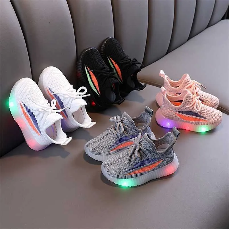 طفل يركض أحذية رياضية صيفية أطفال رياضة LED أحذية الأطفال Tenis Infantil Boy Basket Footwear خفيفة الوزن فتاة chaussure enfant