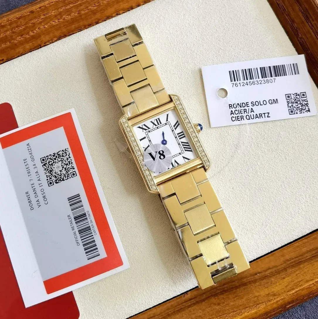 Les amateurs de montres de concepteur de char montre sapphire miroir quartz homme watch watch compter réplique officielle femme mensuels wristwatch senior cadeau 465