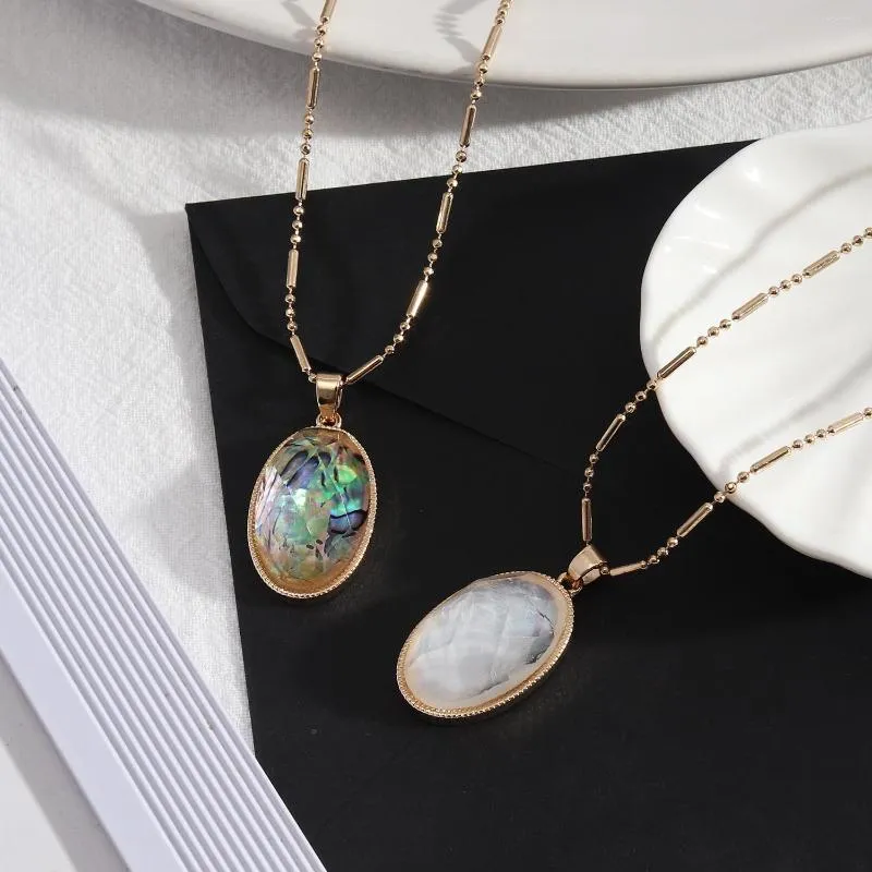 Kedjor Fashion Geometric Oval Abalone Shell Pendant Necklace White Long Chain Ströja Kvinnor smycken