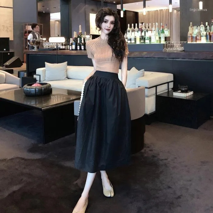 Clothing Sets Autumn Women's Hong Kong Style Short Sleeved Slim Top Super Immortal Age Reducing High Waist Skirt Fashion Suit