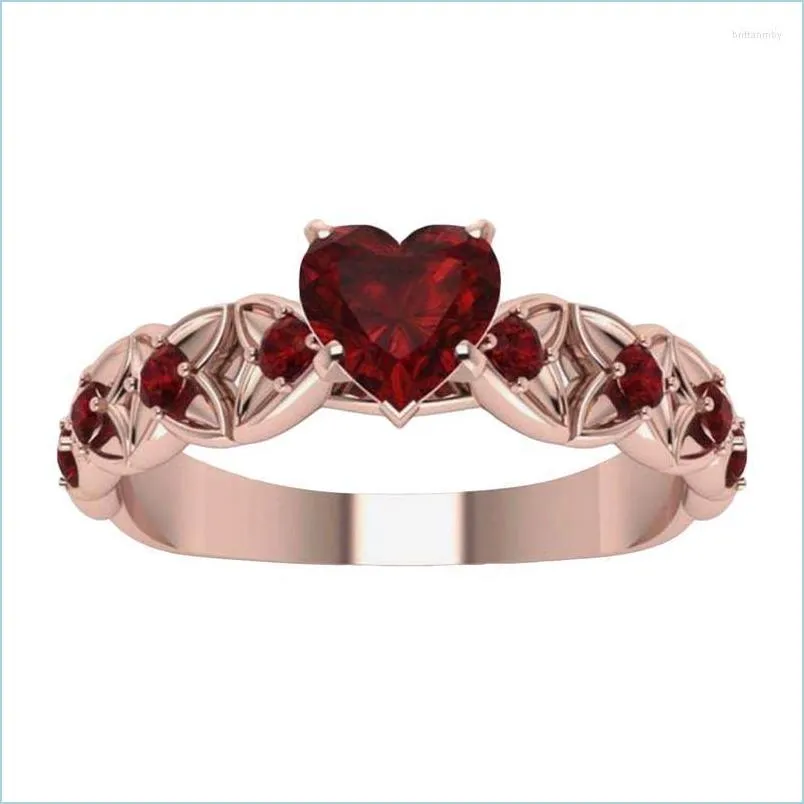 An￩is de casamento an￩is de casamento requintado cora￧￣o cortado Garnet Red Stone para mulheres Banda de personalidade vintage de cor de ouro rosa Promise R Dho4x