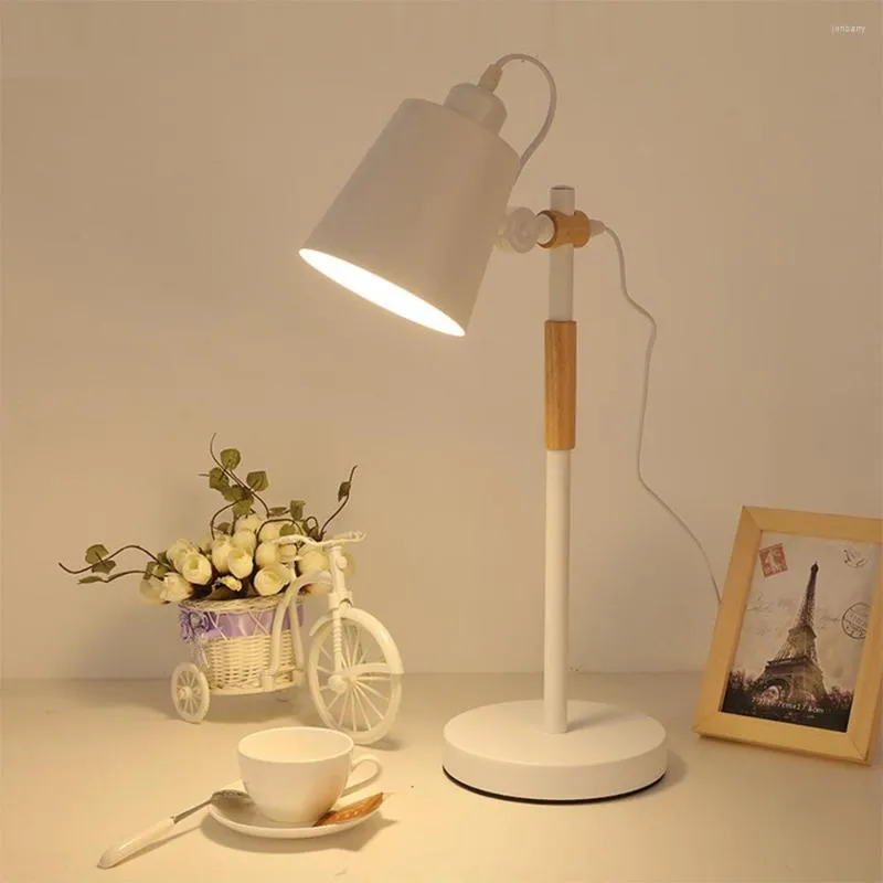 Table Lamps High Quality LED Eye Protection Desk College Student Lamp Modern Minimalist Bedroom Nordic Learning Plug-in Dormitory Readi