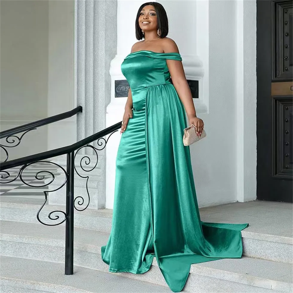 Oversized Plus Size Womens Cold Shoulder Evening Dress With Long