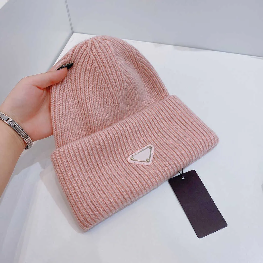 Designer Beanie Unisex Knitted Cap Wool Hat Classical COLOR Women and men BLOCK KNIT Sports Skull Caps Ladies Casual Outdoor Run Keep Warm link1