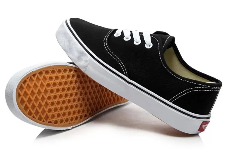 Freizeitschuhe Skateboardschuhe Hot Classics Old Skool Canvas Classic Schwarz Weiß Herren Damen Größe VS36-45