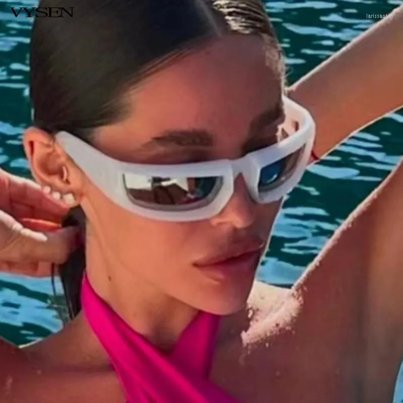 Güneş gözlüğü Y2K Spor Steampunk Kadın Erkek Marka Tasarımcısı Dikdörtgen Punk güneş gözlüğü Bayanlar Trend Gözlük Gümüş Ayna Gözlük