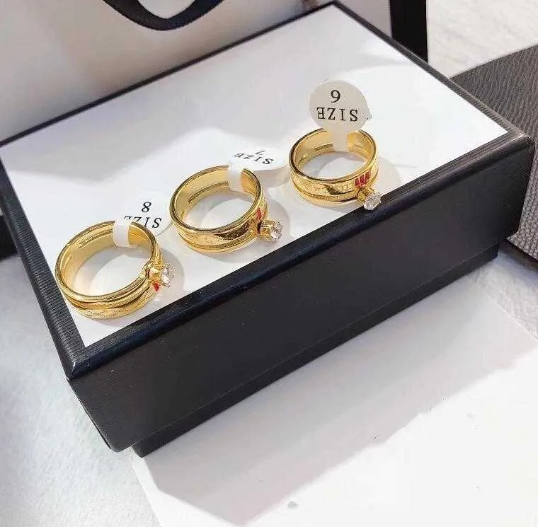 Fashion Women Ring de alta calidad Joya de cristal clásica diseñadores de anillos de anillo de ring para mujeres