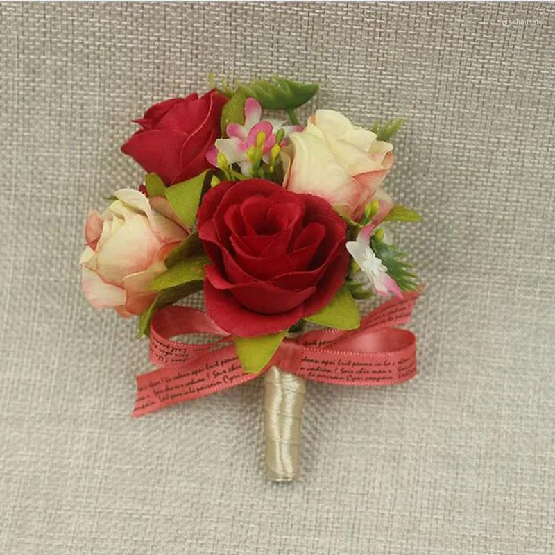 装飾的な花2022 5pcs/lot Red RoseCorsageWrist Groomsman記事結婚式のパーティーのコサージュと手首