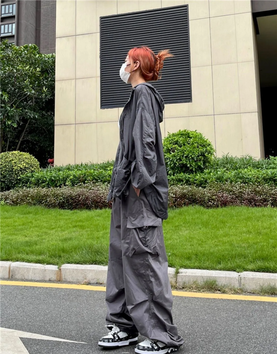 HOUZHOU Y2K Womens Parachute Pants With Oversized Pockets HOUZHOU Y2K Womens Parachute Pants With Oversized Pockets