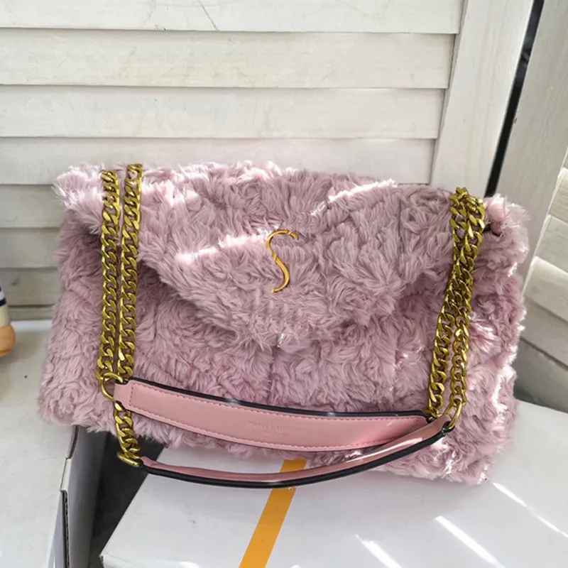 Nouveau style d'hiver sac à bandoulière en peluche sacs de créateurs sac à chaîne matelassé vintage femmes sac à main fermeture à rabat portefeuilles de shopping de luxe 231021bj