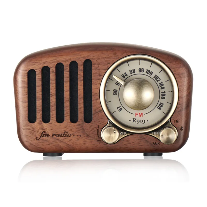 راديو راديو راديو راديو بلوتوث 5.0Speaker Walnut Wooden Wooden FM مع بطاقة TF القوية على الطراز الكلاسيكي القديم 221025