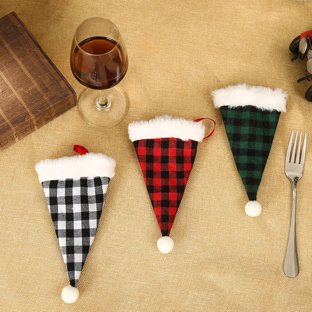 Kerstmis Santa Hats Zilverwerkers Xmas Party Buffalo Plaid Knife Cover Dinner Dinertafel Decoraties PHJK2210