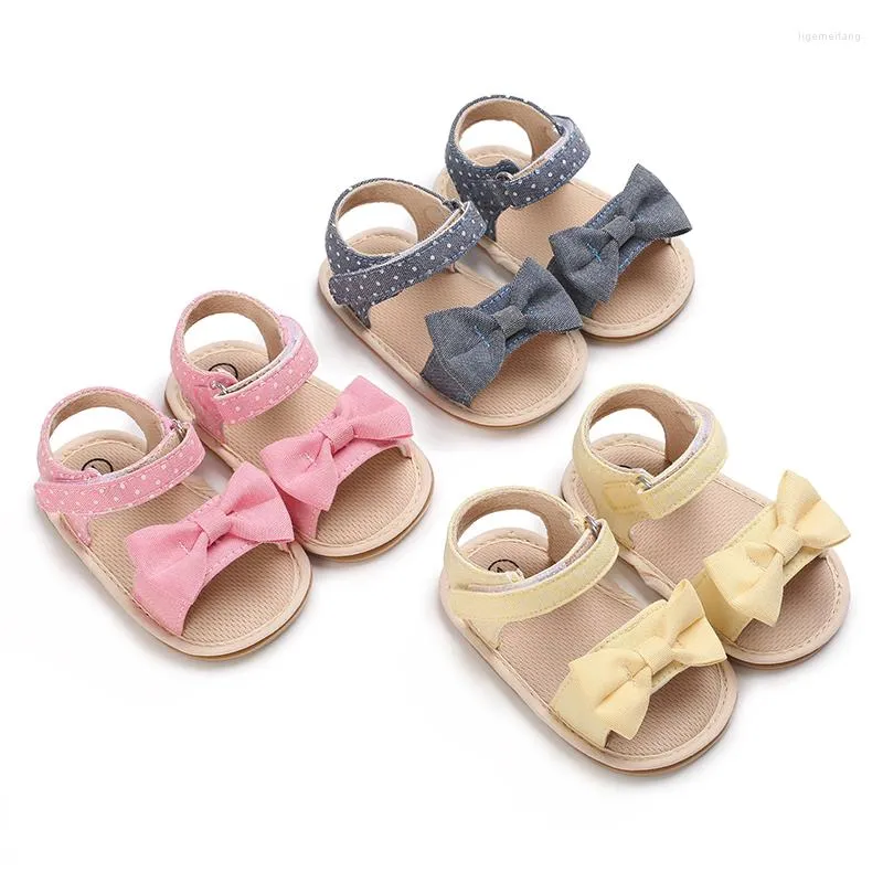 첫 번째 워커 2022 브랜드 귀여운 귀여운 유아 아기 Bownot 공주 신발 유아 여름 샌들 PU 비 슬립 고무 크기 0-18m