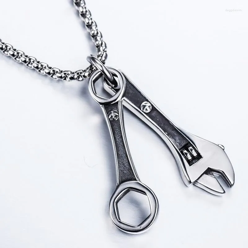 Pendant Necklaces MIQIAO Stainless Steel Titanium Spanner Wrench Punk Hip Hop Vintage Collar Chains Necklace For Men Women Gift Jewelry