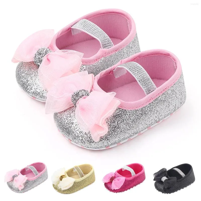 Pierwsze spacerowicze Baby Pu Skórzane buty 2022 Summer Mashnis Emisl Girl Prewalkers Casual Bow Carzy