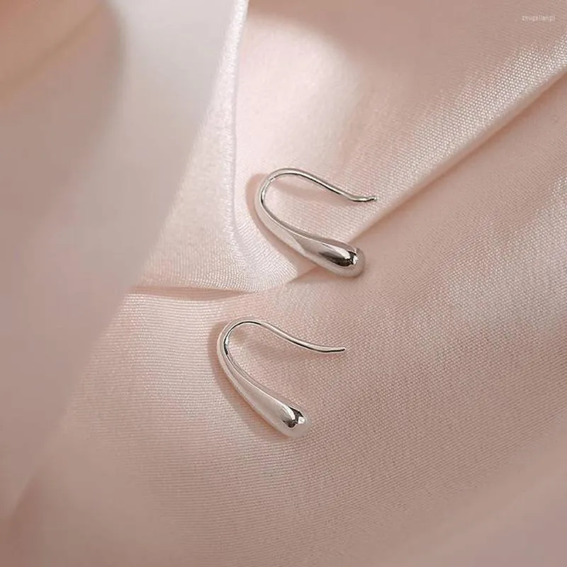 Dos boucles d'oreilles couleur argent boucle d'oreille bijoux de mode larme/goutte d'eau/goutte de pluie balancent pour les femmes saint valentin cadeaux