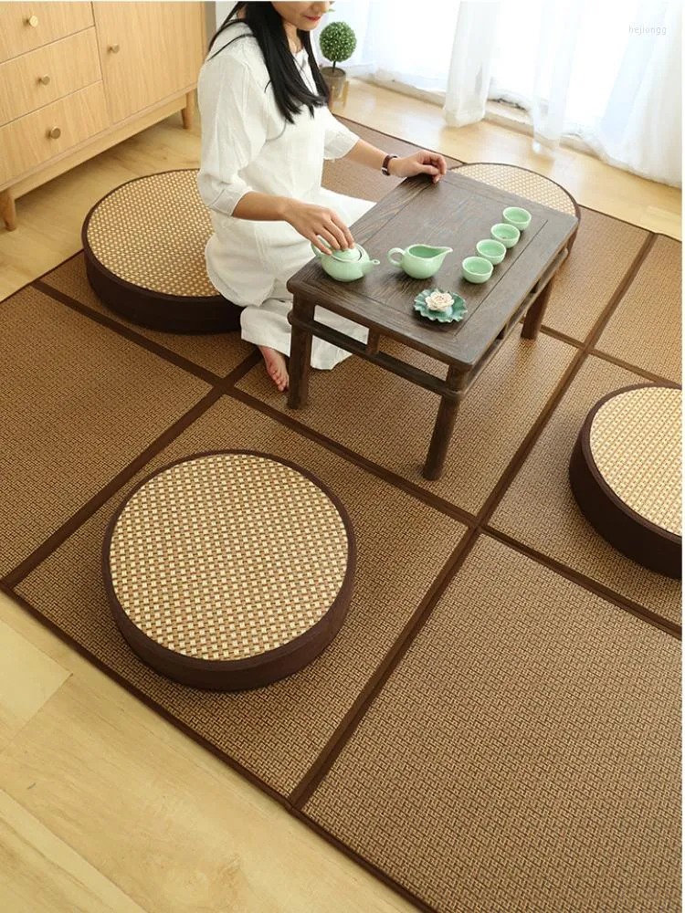 Kudde japansk futon tatami rund golvstol utomhus heminredning uteplats meditation