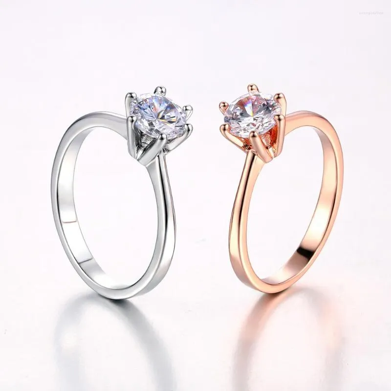 Trouwringen Esthetische Koreaanse verloving voor vrouwen Elegante zilveren kleur 6 Clows Glansende zirkoonring Kpop Fashion Jewelry R013