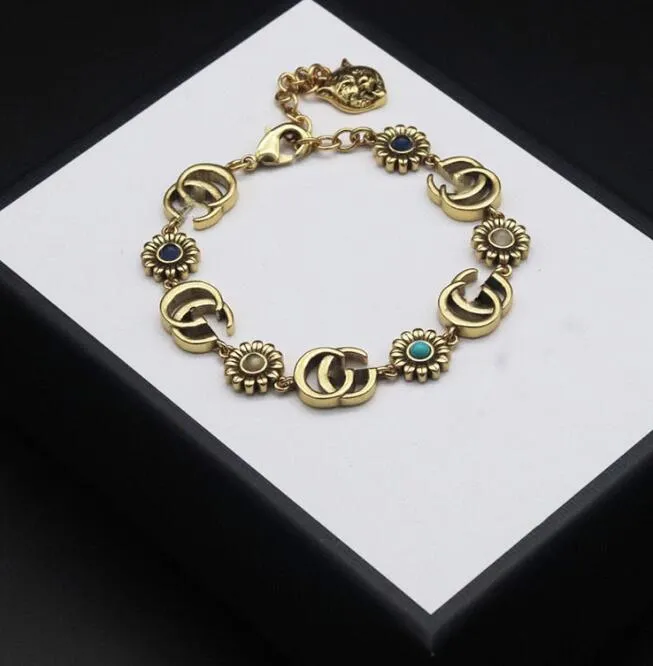 Diseño de lujo Brazaletes Marca Carta Pulsera Cadena Mujeres famosas 18K Chapado en oro Cristal Rhinestone Perla Pulsera Cadena de eslabones Pareja Regalos Jewerlry Accesorios