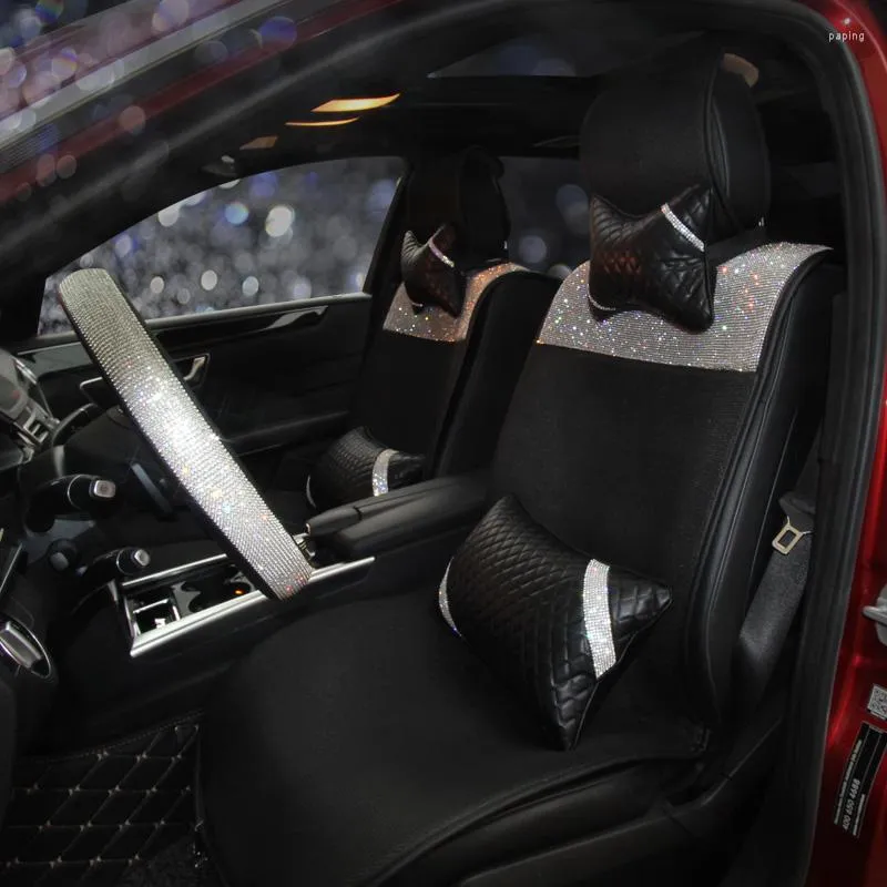 يغطي مقعد السيارة أزياء أحجار الراين العالمية للسيارات الجليدية وسادة السيارات التصميم الكريستال الداخلية