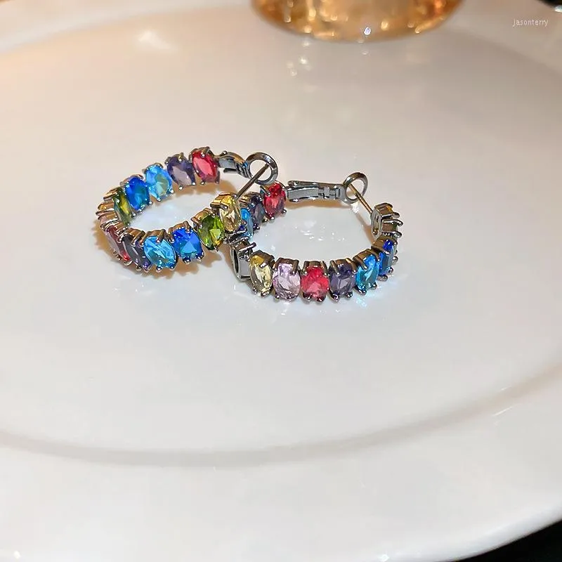 Brincos de argolas de pistola de metal com zircônia oval colorida para mulheres jóias de jóias de luxo círculo de cristal círculo por atacado