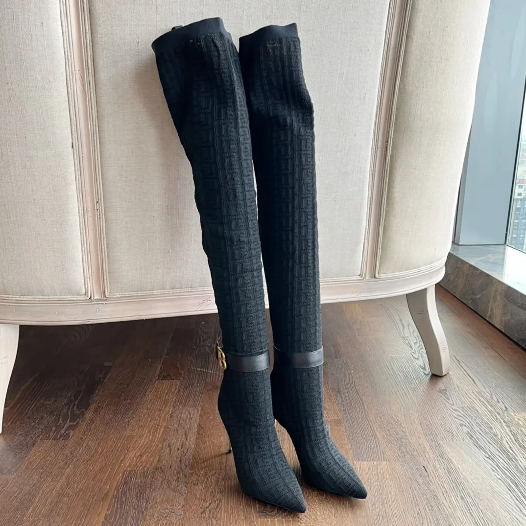 Stövlar Strech Suede Over-Knee Boots Skye Knit lårhög Tall Boot Pointed Toe Stiletto Heel Runway Luxury Designers Shoes Heeled for Women Factory Footwear