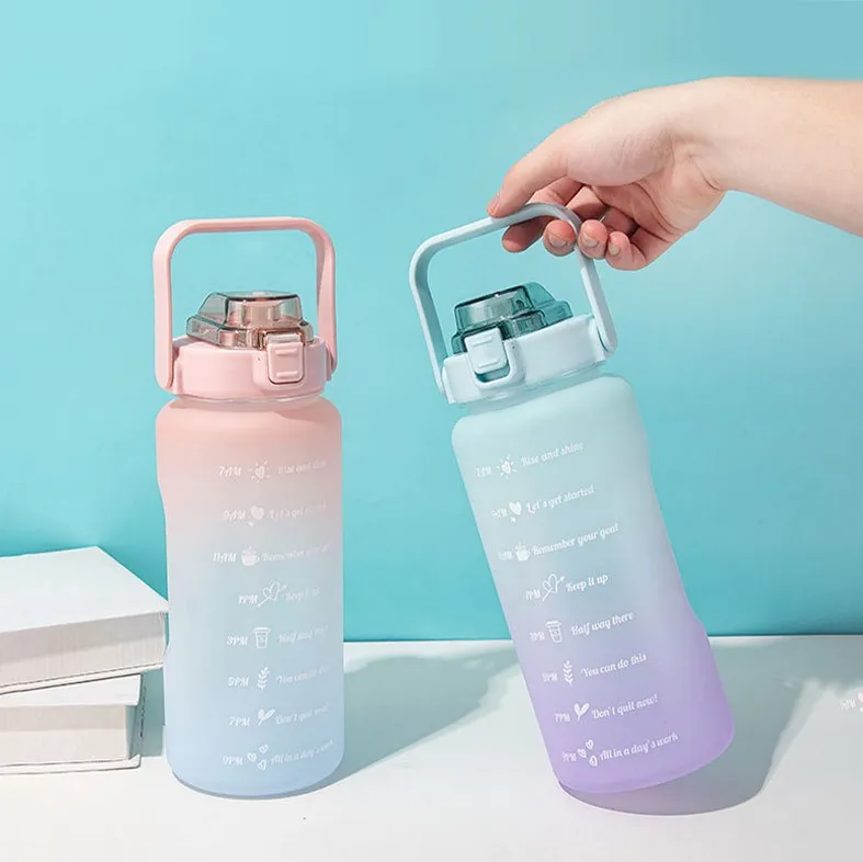 2000ml büyük kapasiteli spor su şişesi 4 renk buzlu gradyan saman tipi plastik bardaklar 68oz açık seyahat taşınabilir su ısıtıcılar ekspres a0001