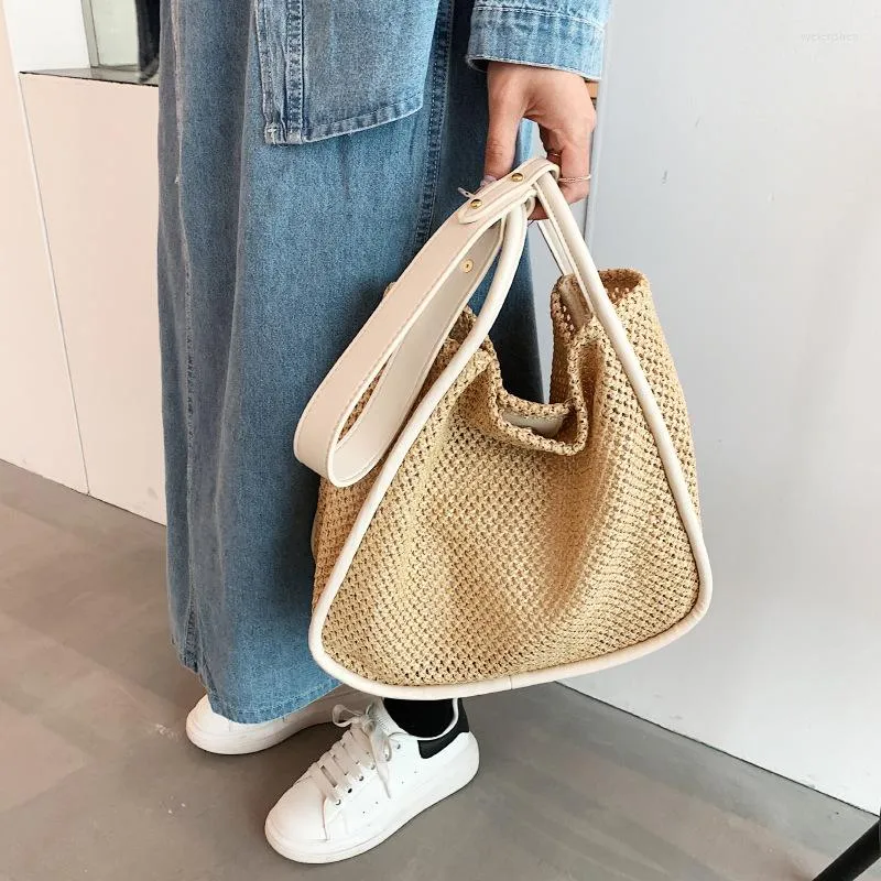 Duffel Bags 2022 Fashion Personality Woven Shoulder Tote Bag Summer Beach Large Capacity Shopping Straw Hand