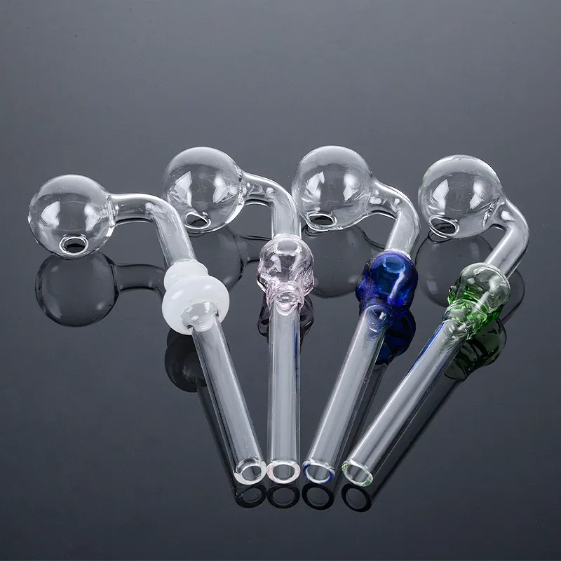 Multi Colors Glass Pipe Skull Style rökrör Mini Handrör oljebrännare Bubbler Tjock Pyrex Tobaksverktyg Små dabriggar