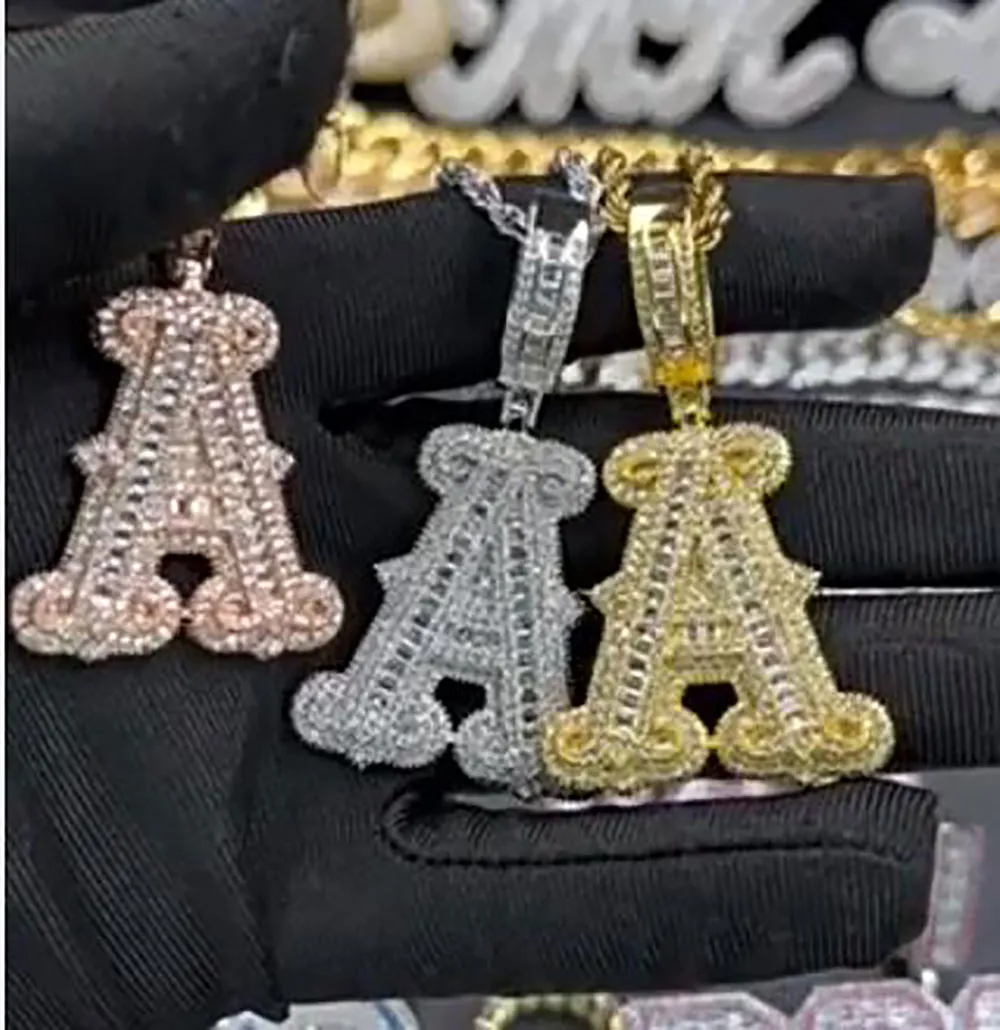 A-Z Spike Letters Pendant Charm Men 'Women Zircon Hip Hop smycken med 3mm 24-tums guld silver rosguld repkedja