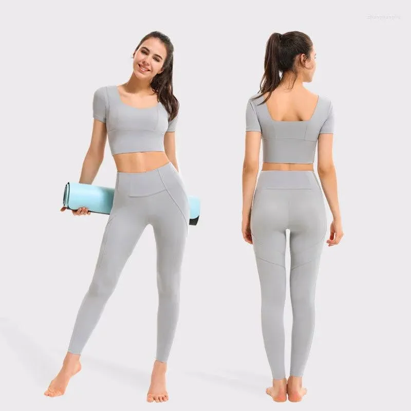 Roupa de ioga Manga curta de 2 peças conjunto feminino treino nu-faria de tecido amanteigado esportes de bombas de fitness running top sportwear terno de roupas esportivas