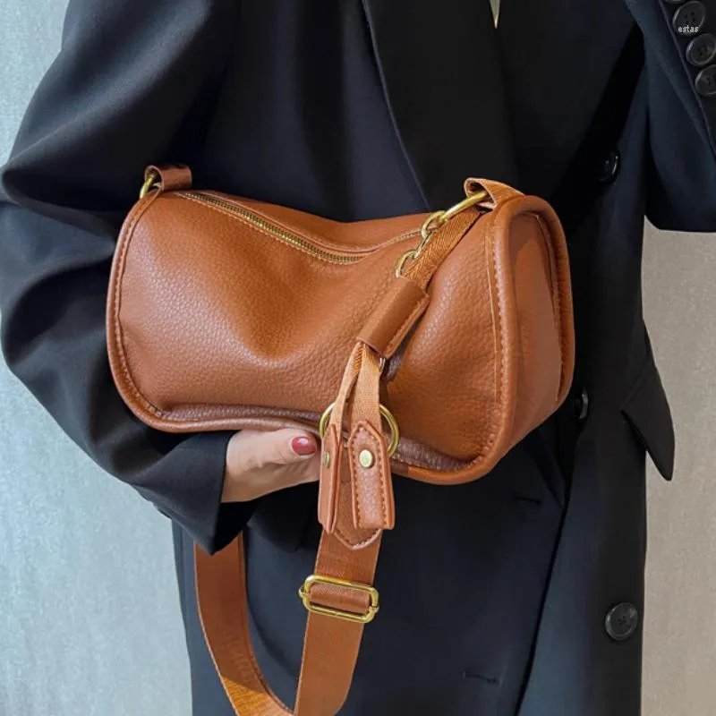 Evening Bags Winter Big Bucket Crossbody Sling Bag For Women 2022 Trend Fashion Design Cloth Zipper Shoulder Side Handbags Pendant