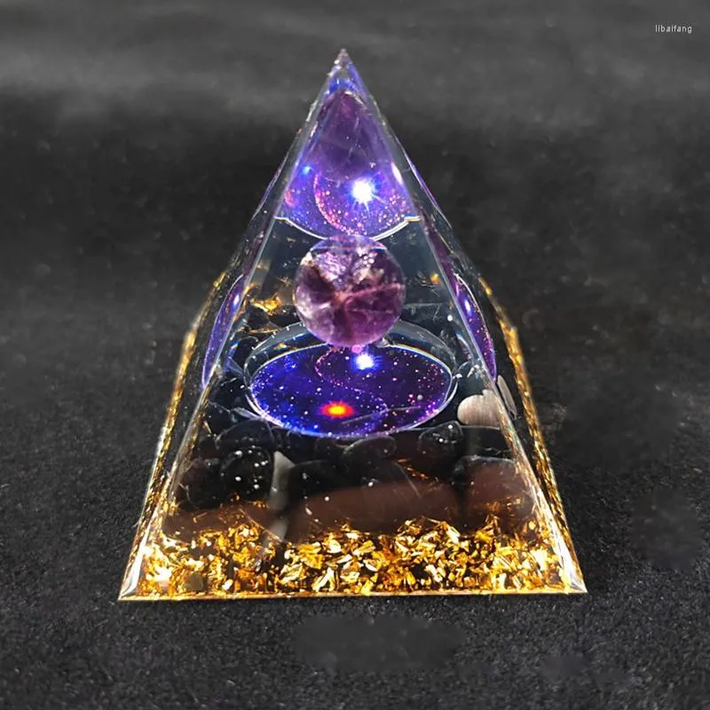 Decoratieve beeldjes Natuurlijke kristal orgone Piramide Amethist Healing Reiki Chakra Energy Generator Home Room Office Decoratie Meditatie